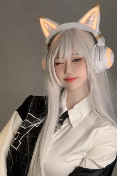 Busty BABE Evawxsh Boobs Real