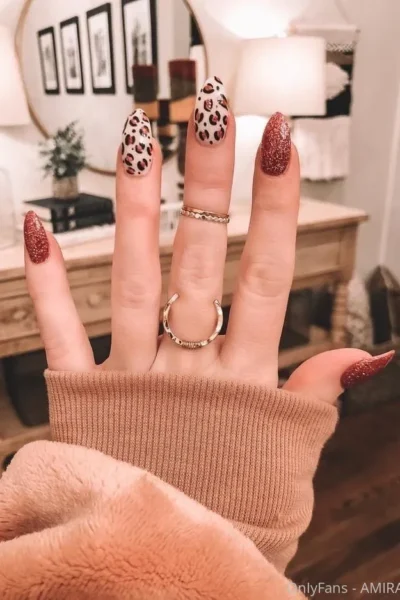 Brunette Cumslut Amira Brie Leak New