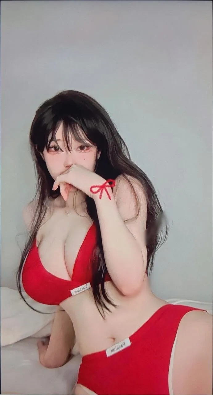 greedy bitch Effervescent Evawxsh onlyfans EPIC