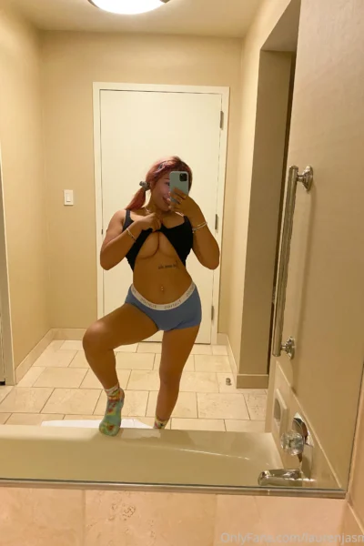 Amicable Bigtits Lauren Jasmine Naked Pics Unreal