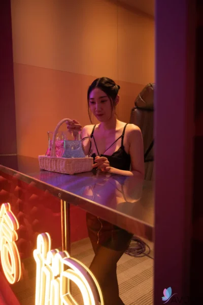 Capable Big Boobs Li Er Onlyfans