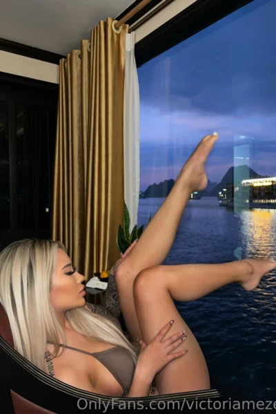 Considerate Skank Victoriamezei Nudes Free