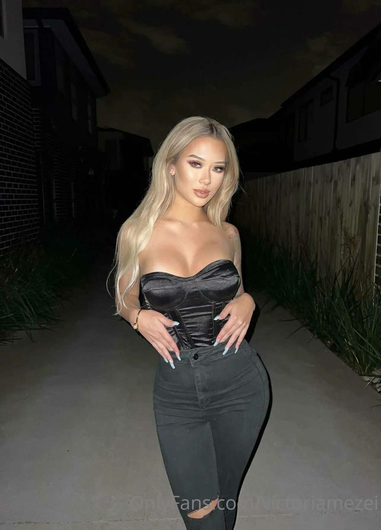 Inspiring Australian victoriamezei nsfw real