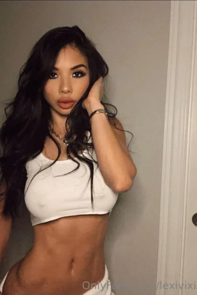 Asian Artistic LexiVixi Onlyfans Nude Pics