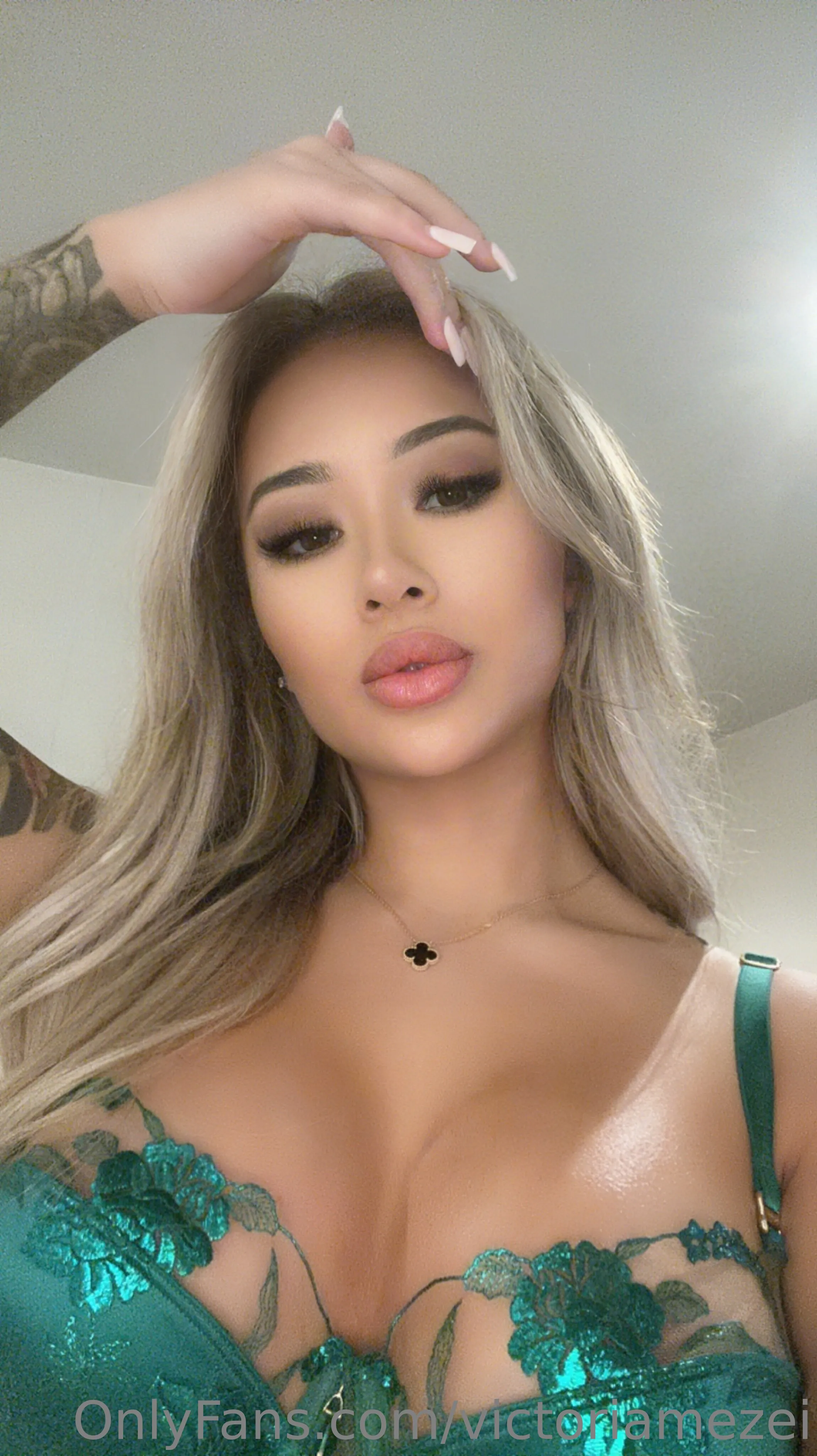 attractive slut victoriamezei onlyfans unreal