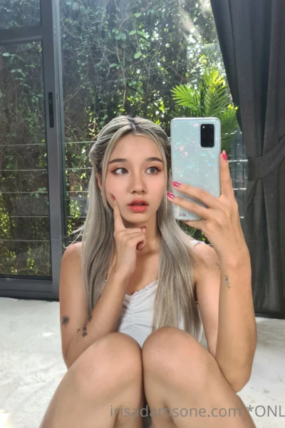 Big Boobies Sincere Irisadamsone Onlyfans Nude Slut