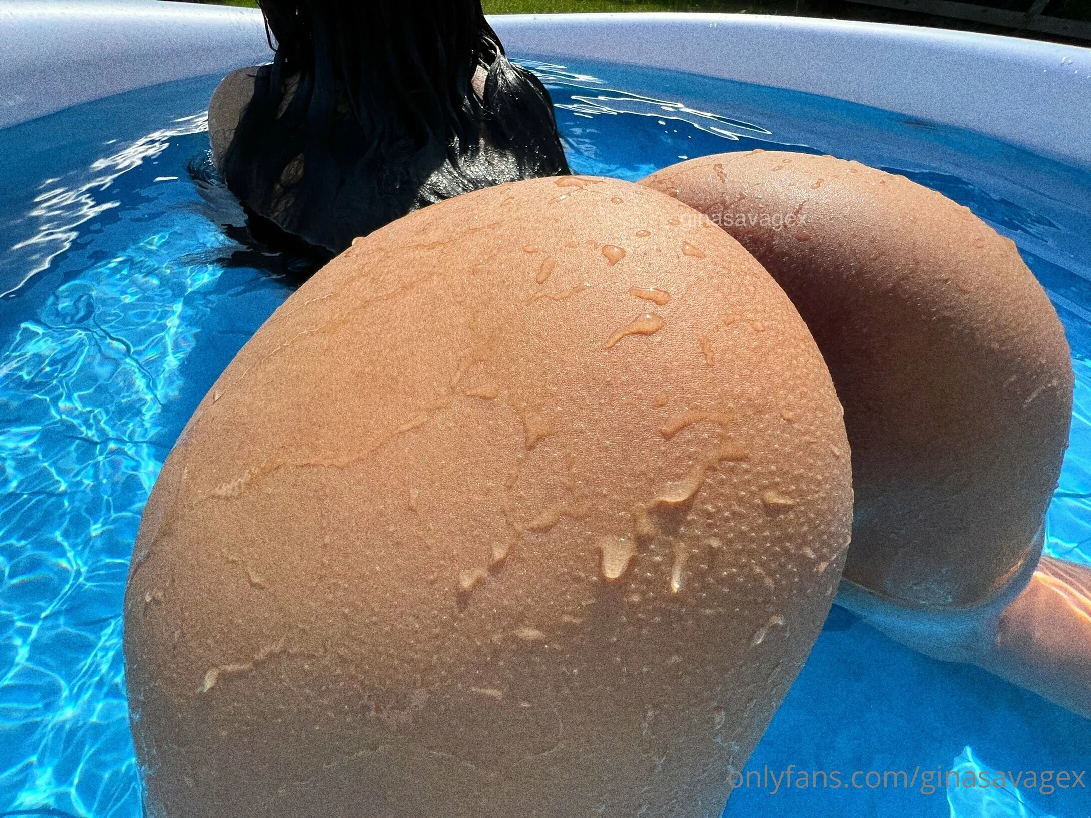 big tits and big booty Capable ginasavagex sexy pic