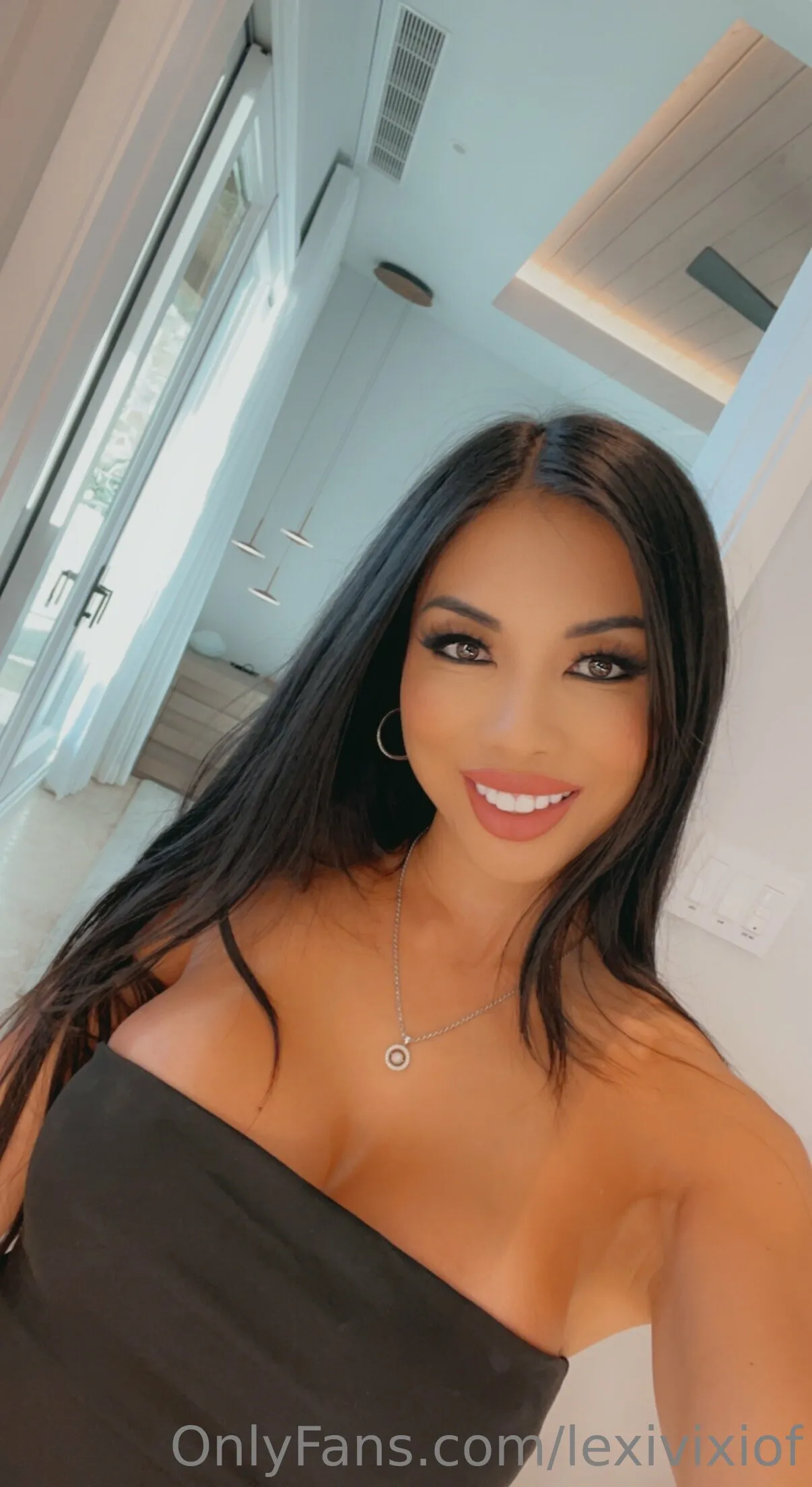 hot girl LexiVixi ass beauty