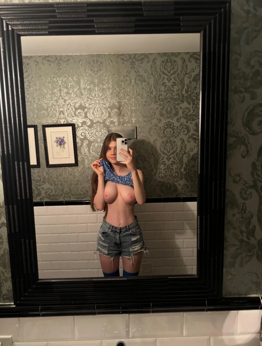 sexy hoe petite Marichka of leaks