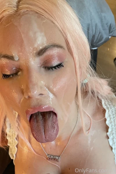 Slut Effervescent  Viking Barbie Of Leaks