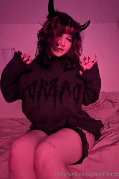 Sugartits Teen Mylittlerobin Onlyfans Nude Slut Hottest Babe