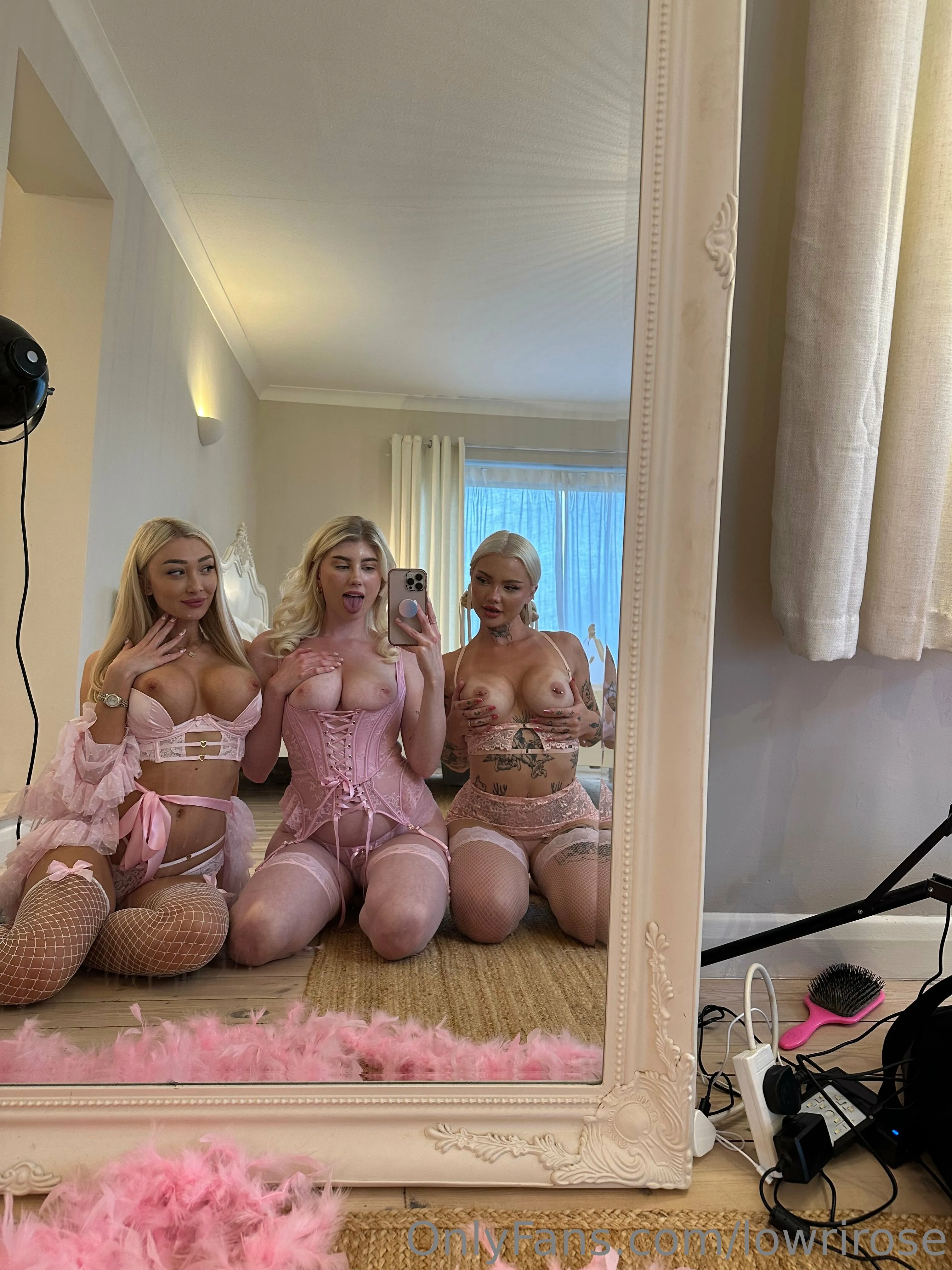 teen glamour model Frances Bentley reddit