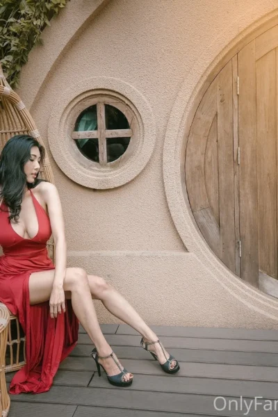 Adventurous  Thai Girl PimPattama Onlyfans Naked New