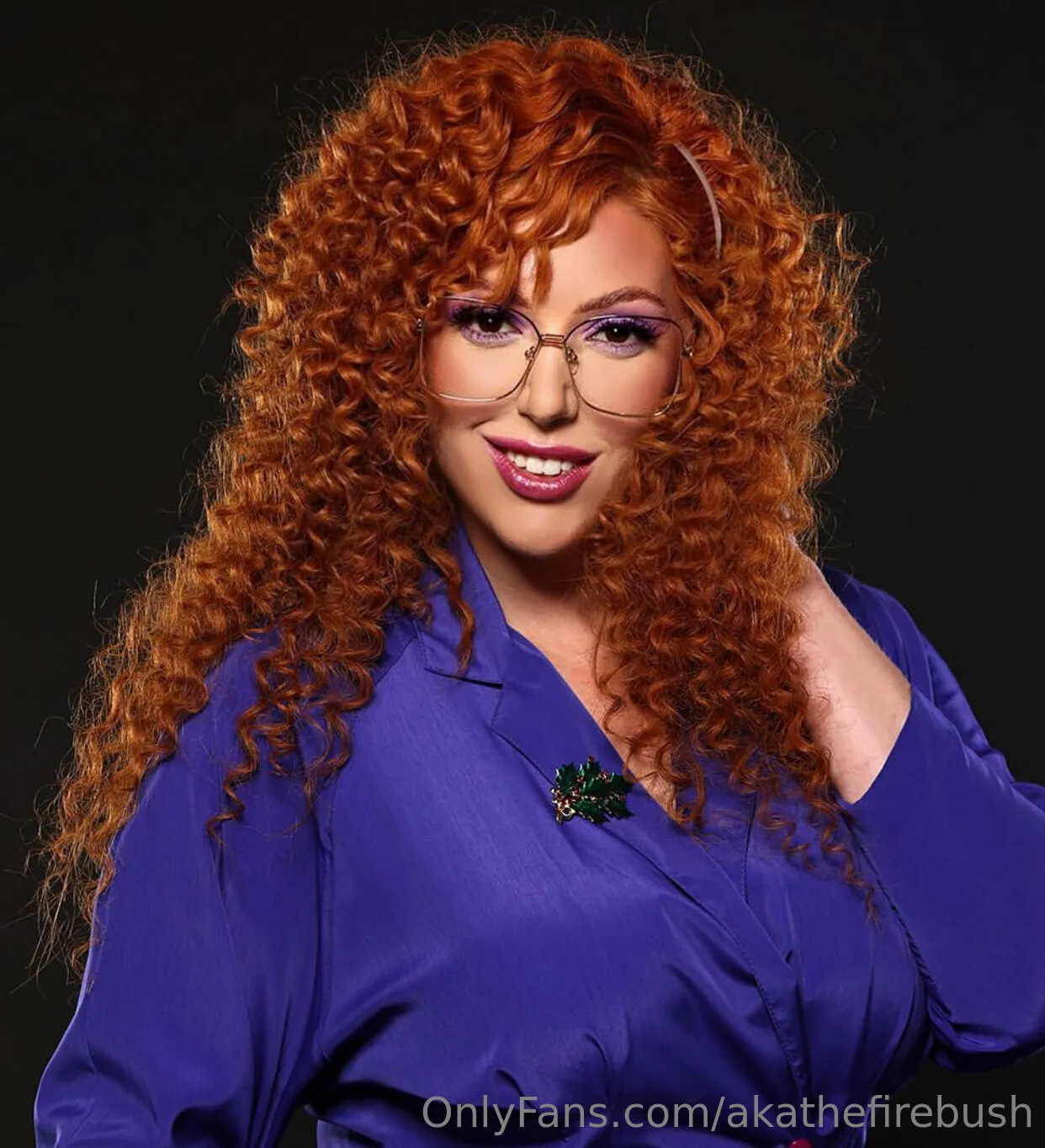 American fucktoy Lauren Phillips leaked tits pic real