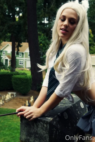 BABE Cocktease Molly Stewart Sexy Pic Unreal