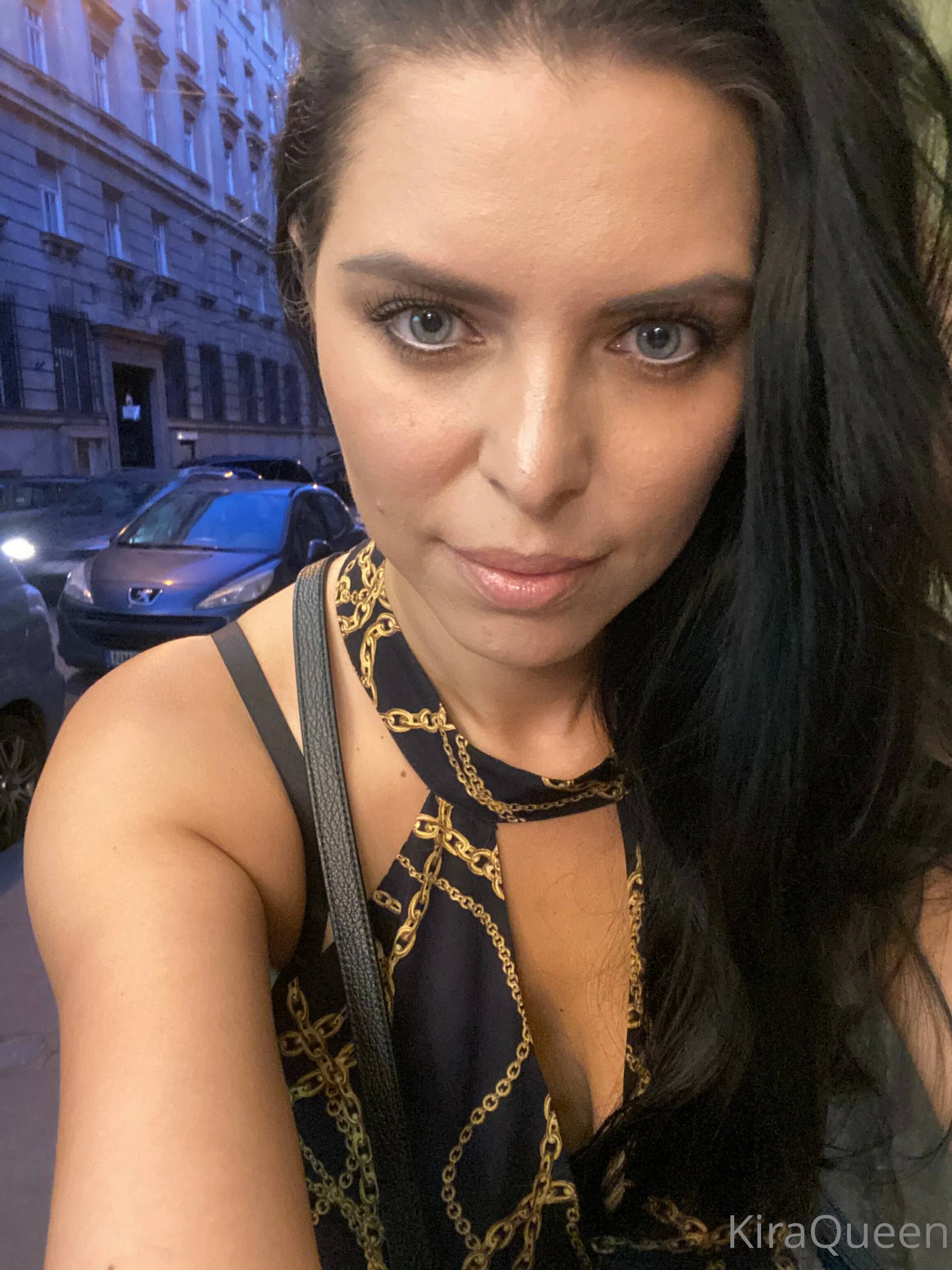 adult model hot girl Kira Queen onlyfans leaks