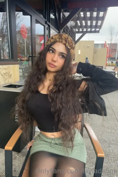 Cumslut Big Booty Latina Layladeline Nude Tits