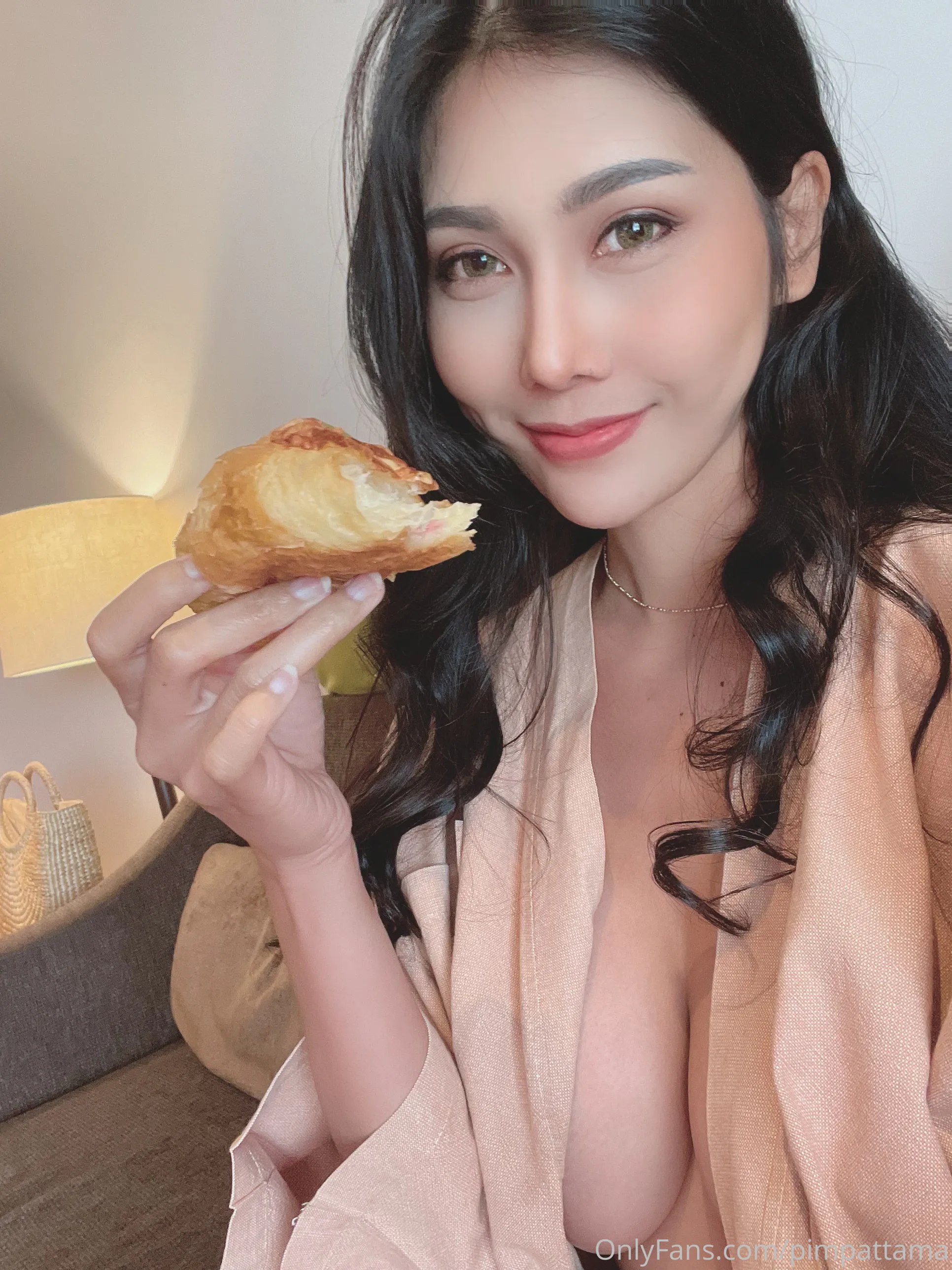 dirty PimPattama boobs