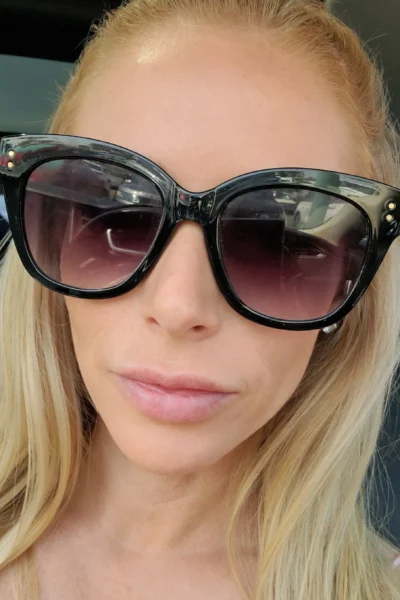 Influencer Empowered Danielle Renae Onlyfans Nude Sexy