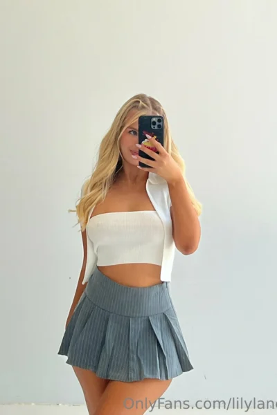 Ambitious  Aussie Lily Lanes Onlyfans Leak