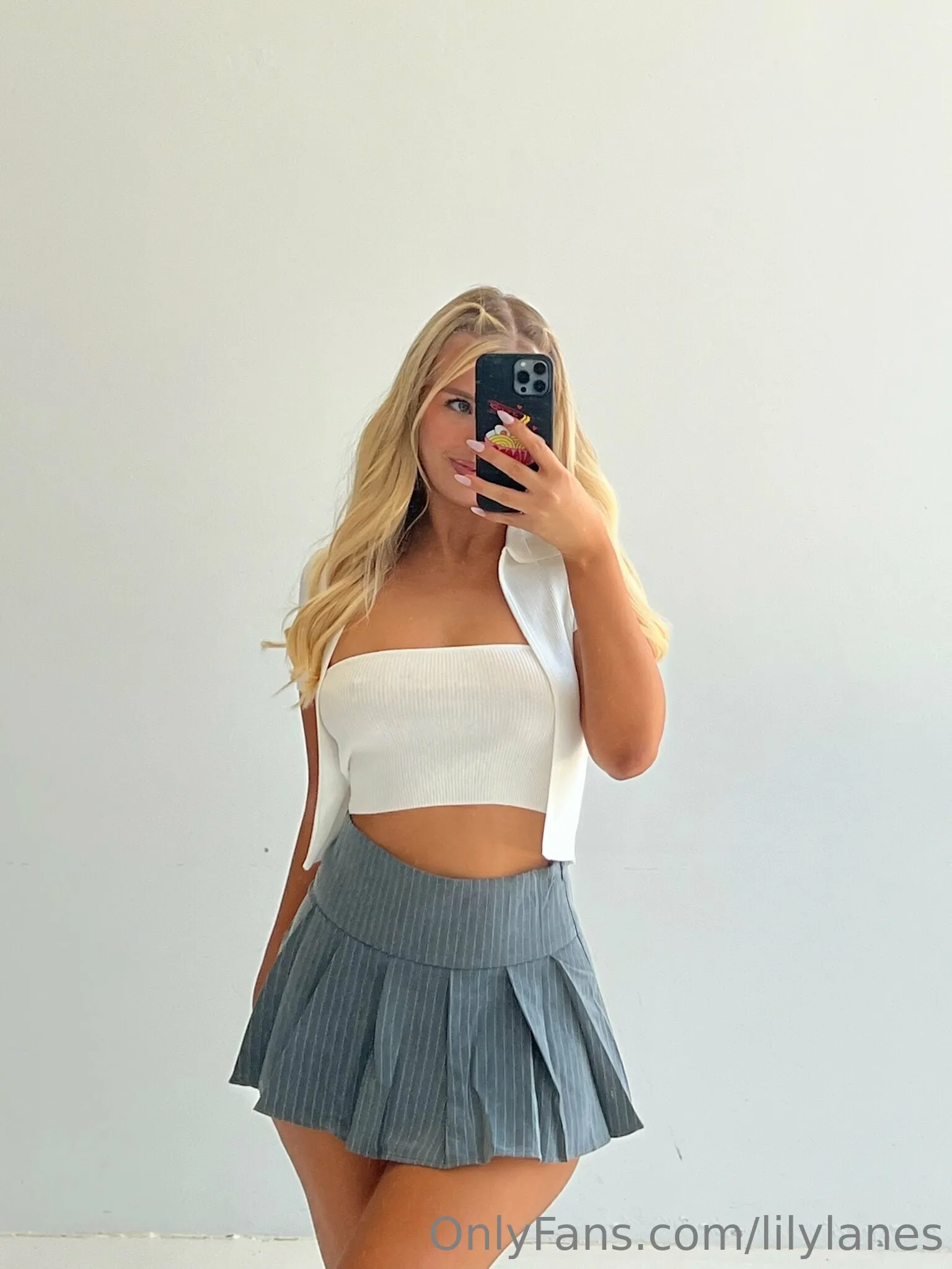 Ambitious aussie Lily Lanes onlyfans leak