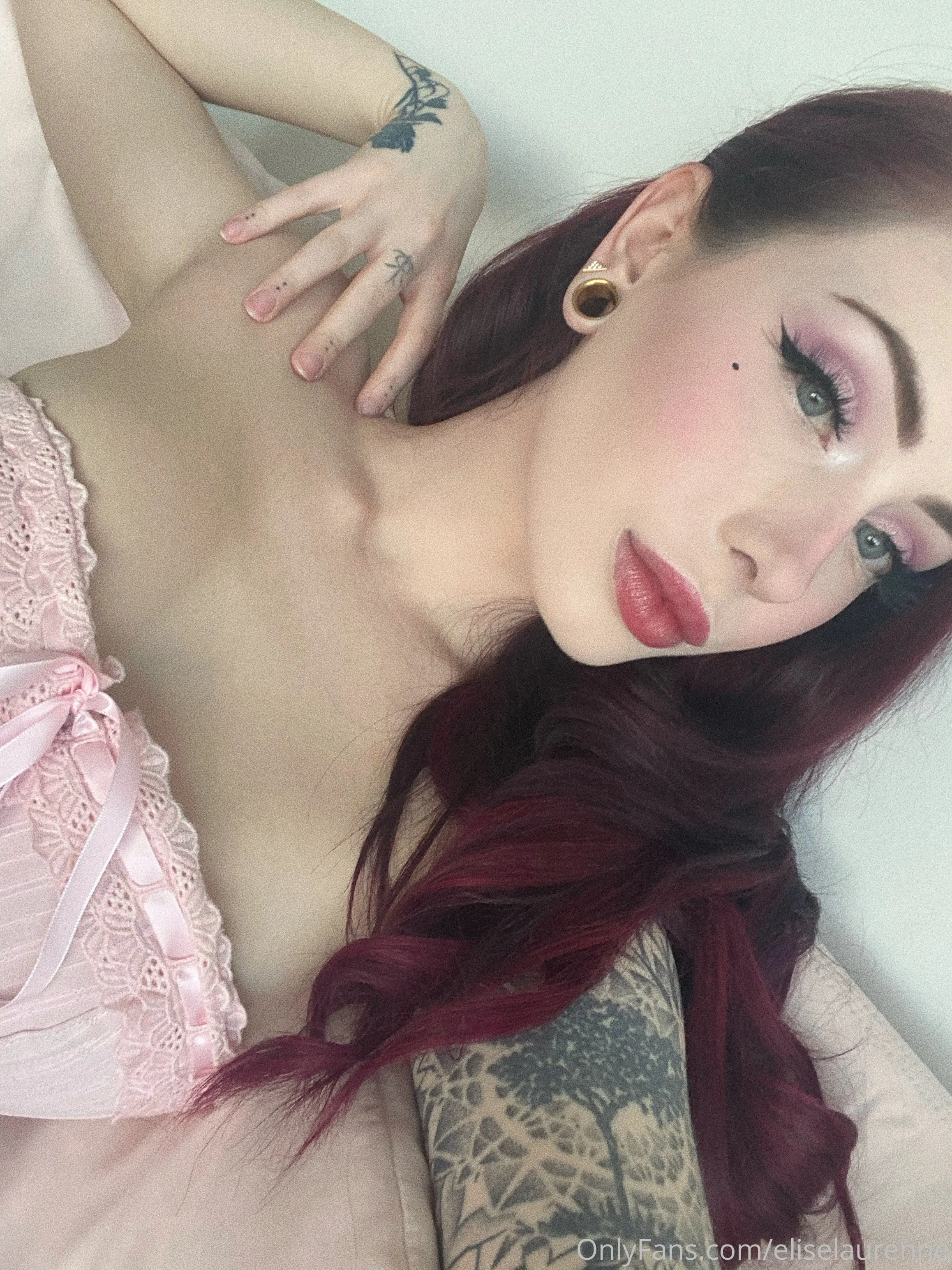 Enigmatic Elise Laurenne Leaks Pic 1 Enigmatic Elise Laurenne leaks pic