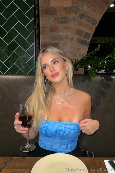 Big Tits E Girl Lily Lanes Leaked Real