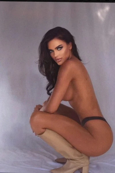 E Girl Kelsie Smeby Nude Leaks Beauty