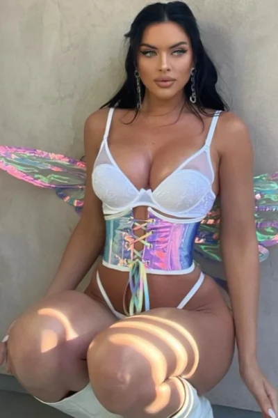 Influencer Kelsie Smeby Onlyfans Nude