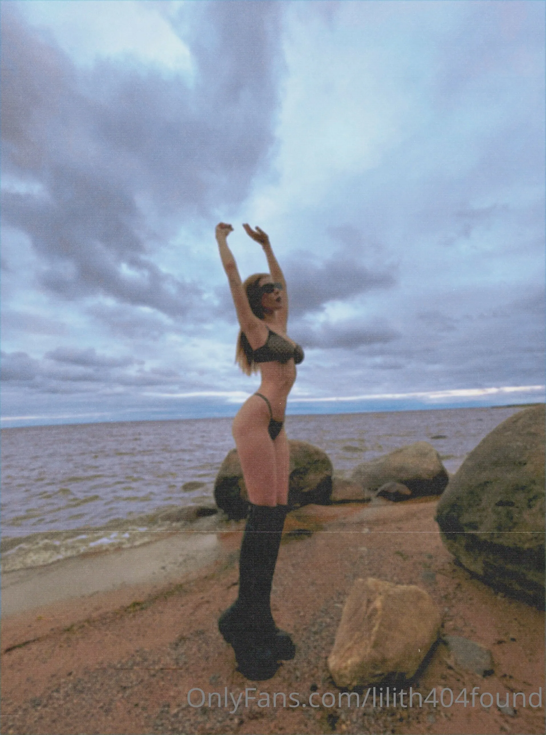 influencer hot404found of release