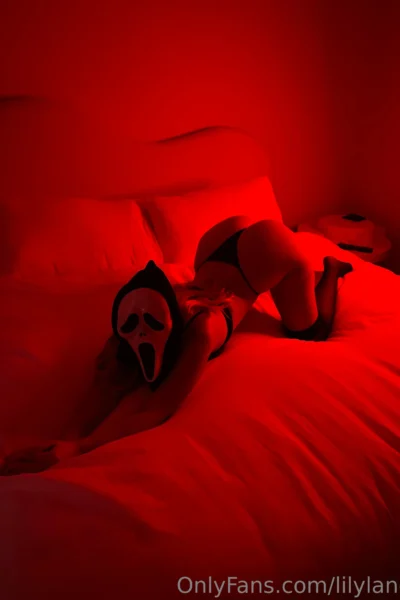 Sexy Bitch Big Tits Aussie Lily Lanes Sexy Pic