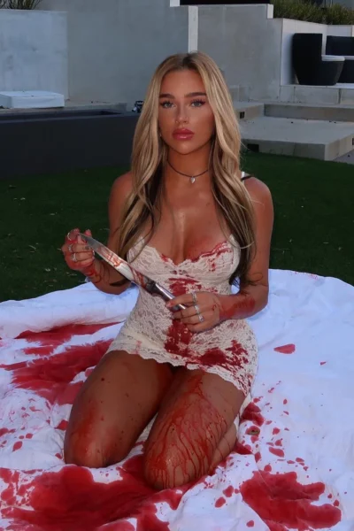 Slutty Hoe Fake Tits Viperous Nude Pics