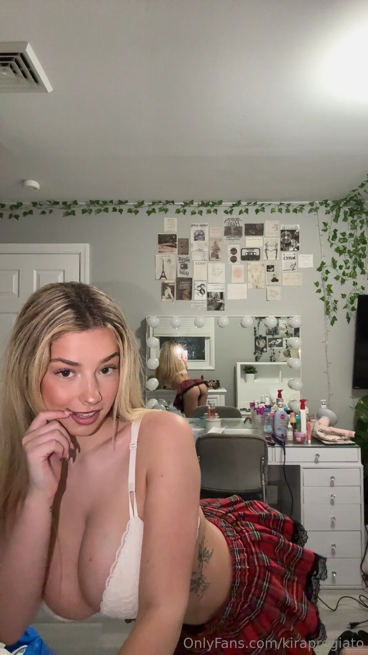 Amicable Kira Pregiato leak