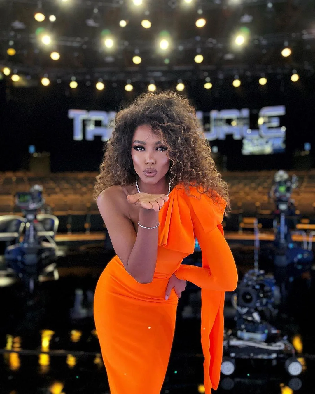 Italian Senegalese whore Samira Lui sex EPIC