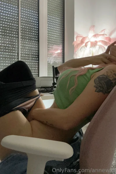 Magnetic  Anne Wünsche Leak