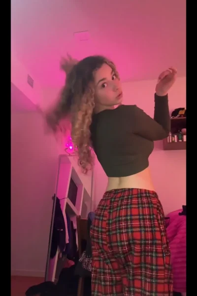 Americano Fuckdoll Kira Pregiato Onlyfans Leaked Sexy