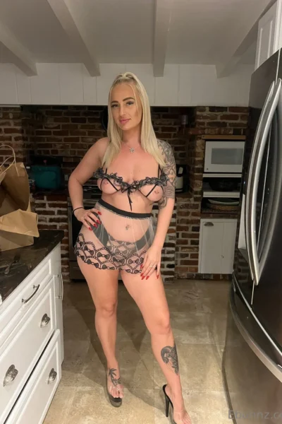 Attractive Big Boobs Elana Bunnz Onlyfans