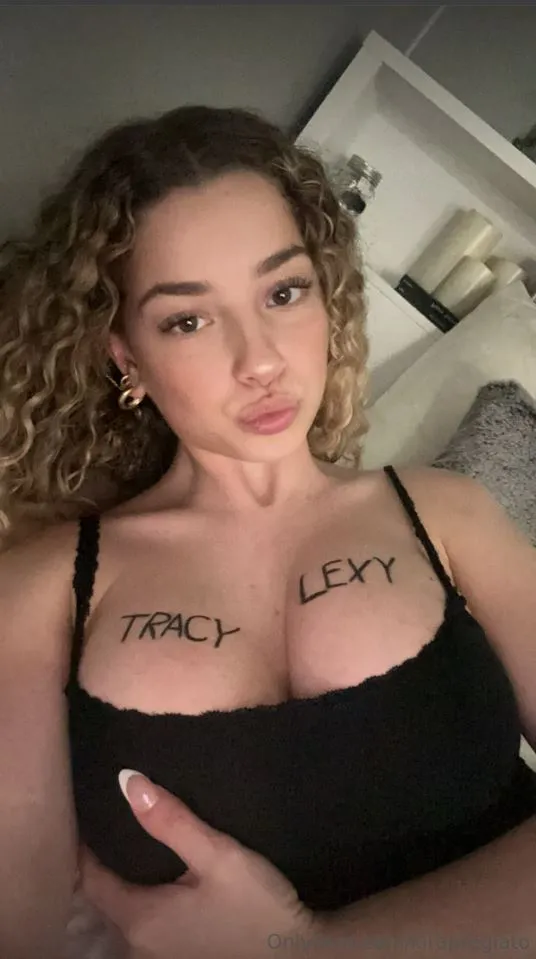 big tits Magnetic Kira Pregiato naked pics