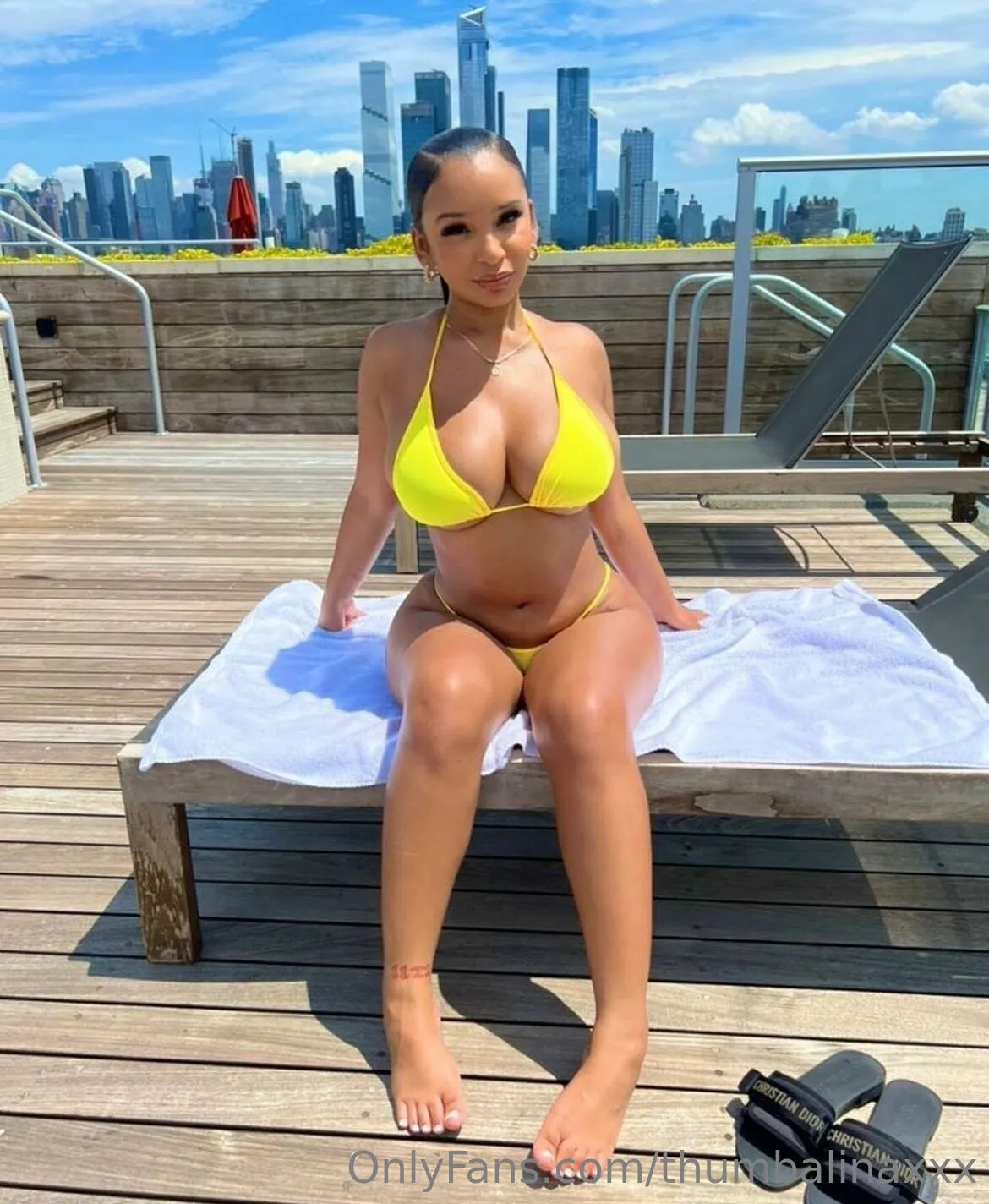 bitch Thumbalina pics porn insane