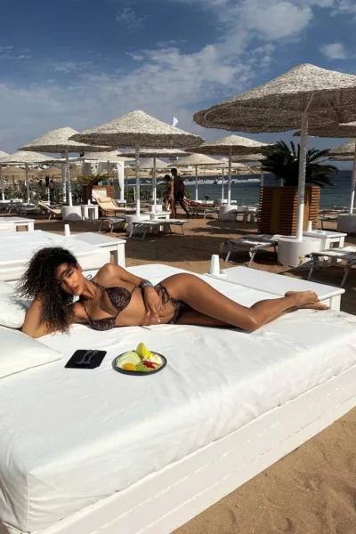 Cumslut Samira Lui Tits Pic Hottest Babe