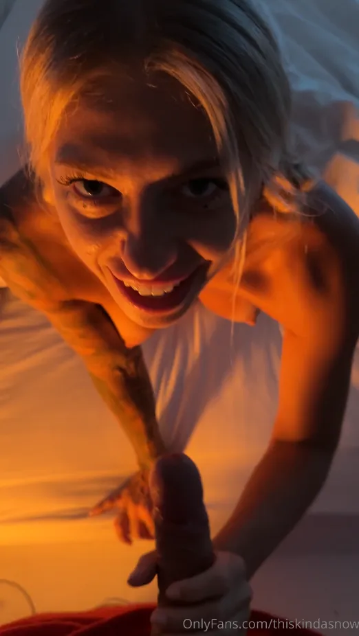 pornstar Thiskindasnow onlyfans