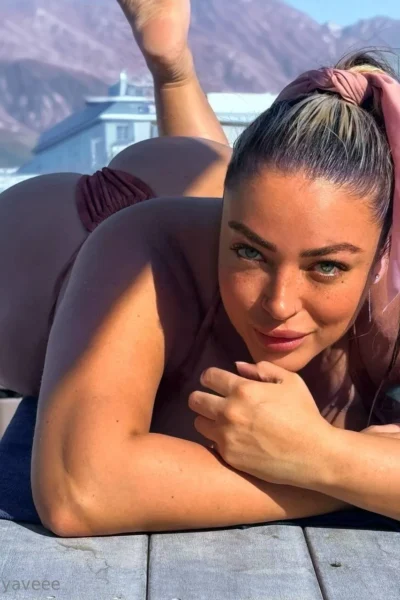 Pornstar Thicc Alexandra Volkov Leaks