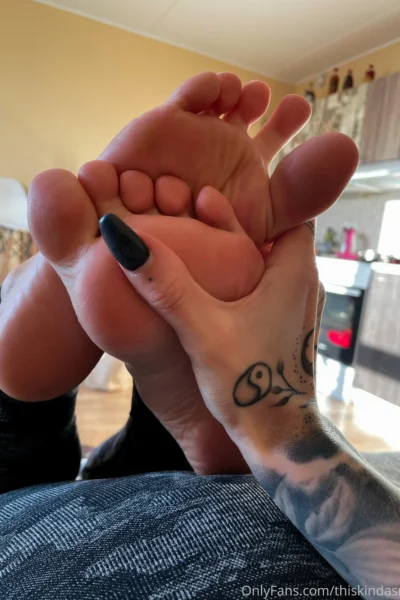 Slutty Bitch Thiskindasnow Leaked Onlyfans