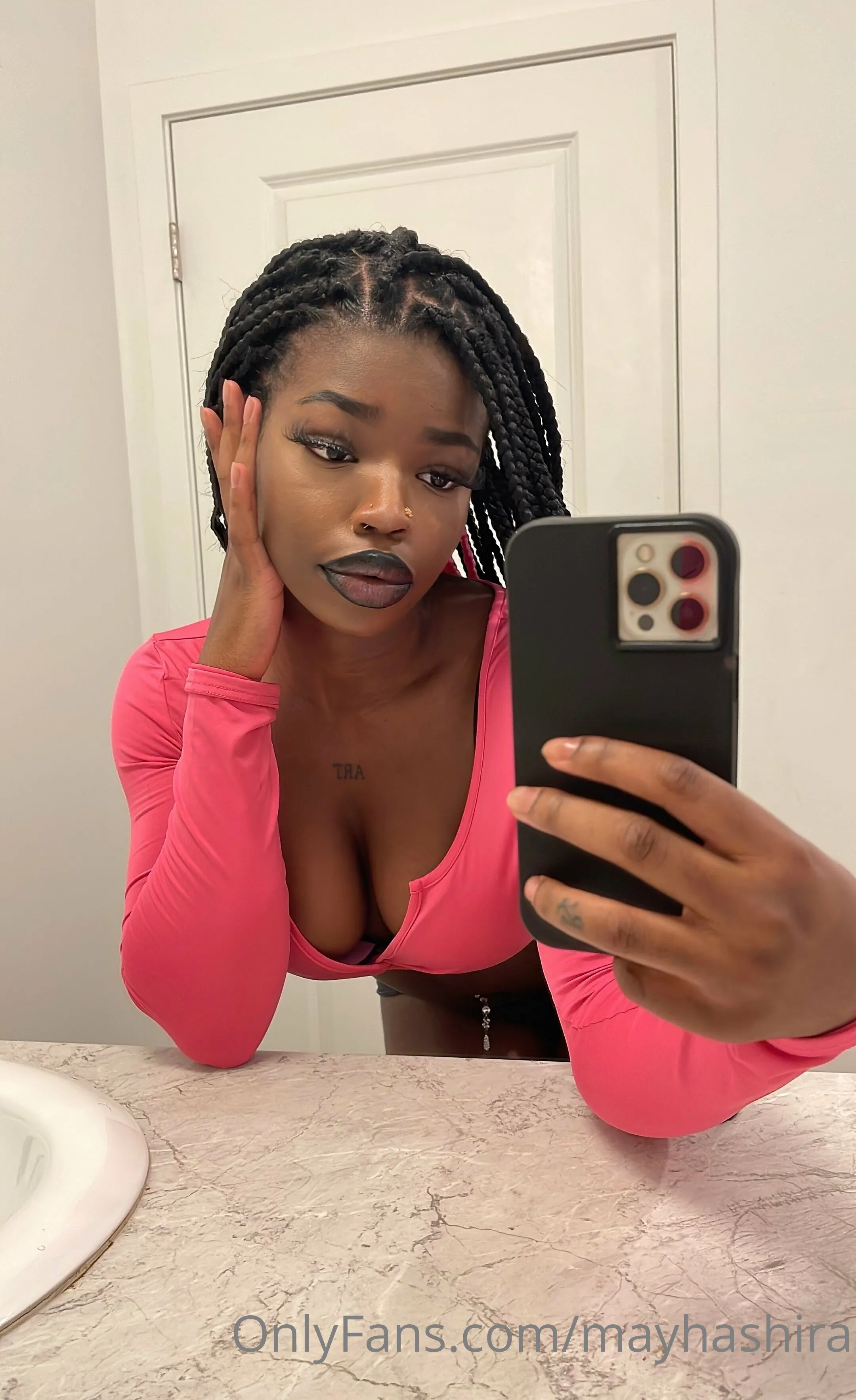 Disciplined Mayhashira leaked pic