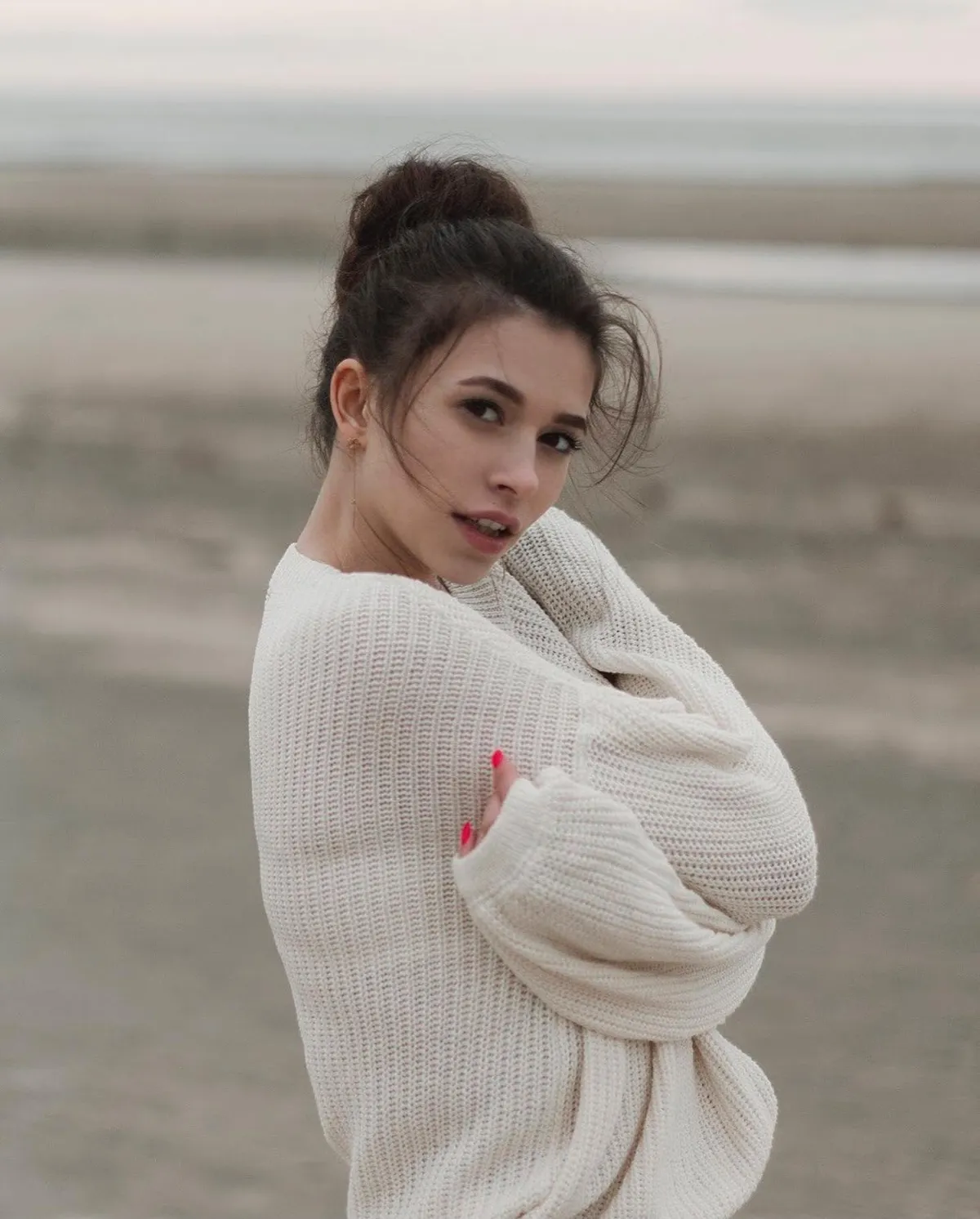 influencer Cristy Ren leaks real