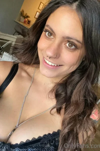 Shy Melody Foxx Onlyfams Unbelievable Hoe