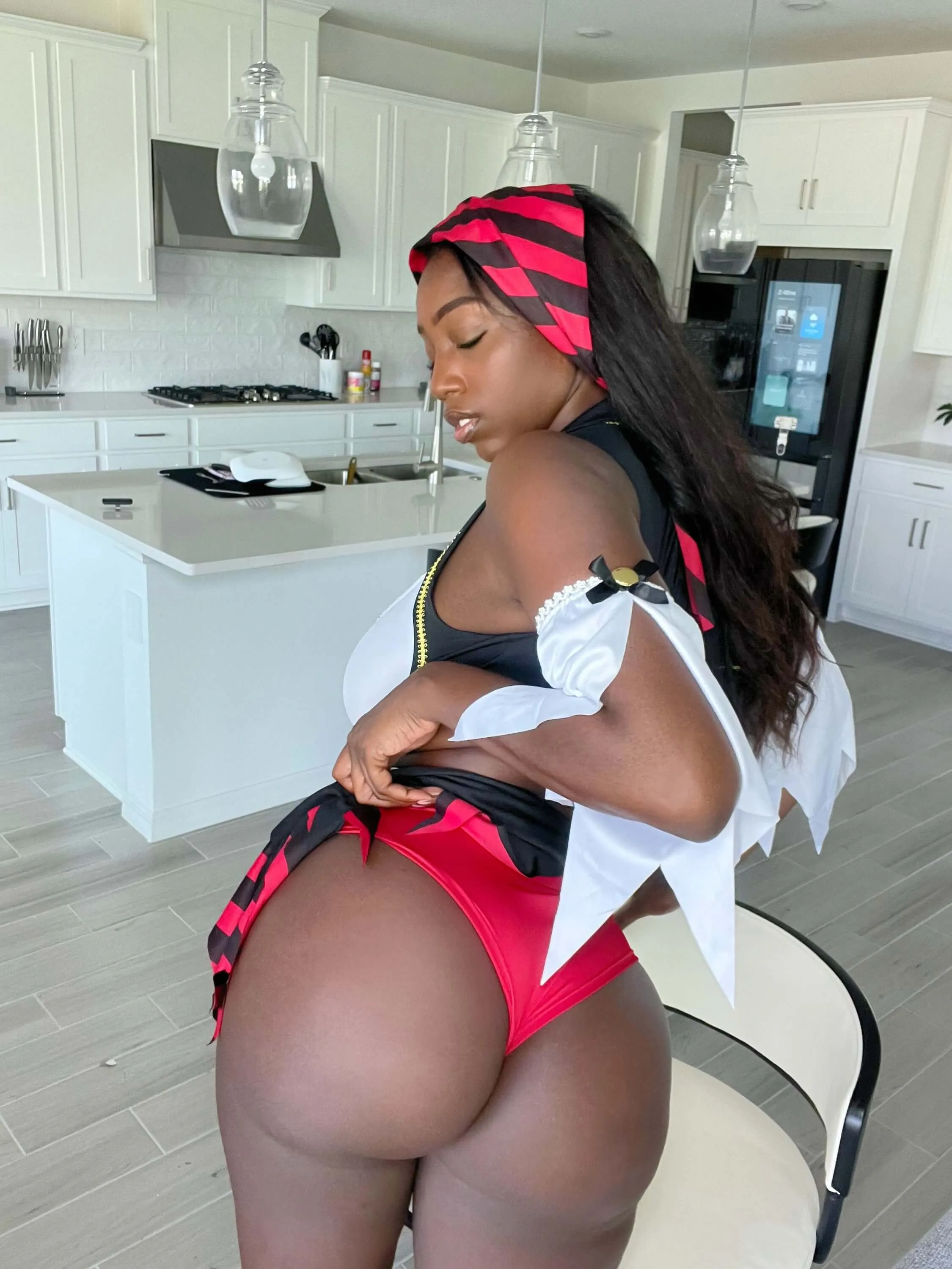 whore Ellie The Empress porn NEW