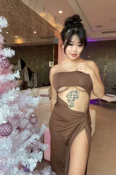 D Cups Tits Cutie Pie Halococo Onlyfans Nude Slut