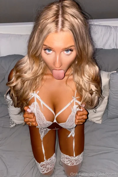 Influencer American Blondie Csblondebombshell Leaked Only Fans Sexy