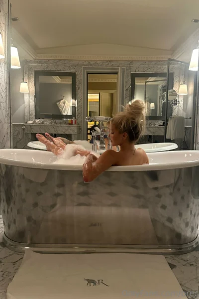 Slut Captivating  Breckie Hill Nudes